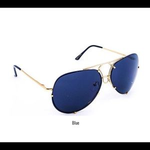 Aviator Style Sunglasses